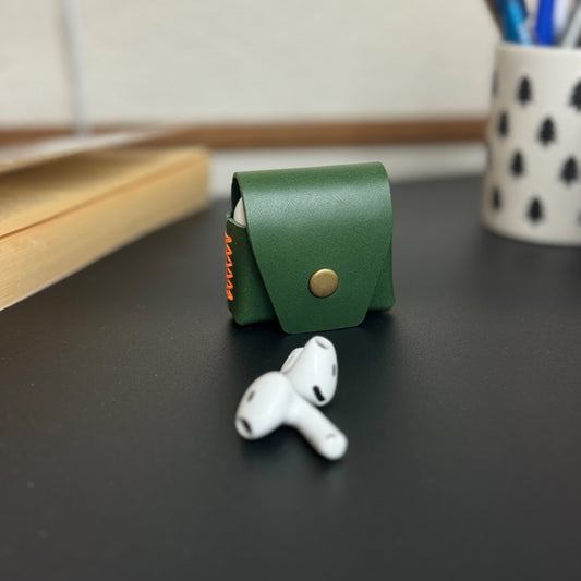 Handmade Italian Leather AirPods Case – Personalised Gift for Him & Her