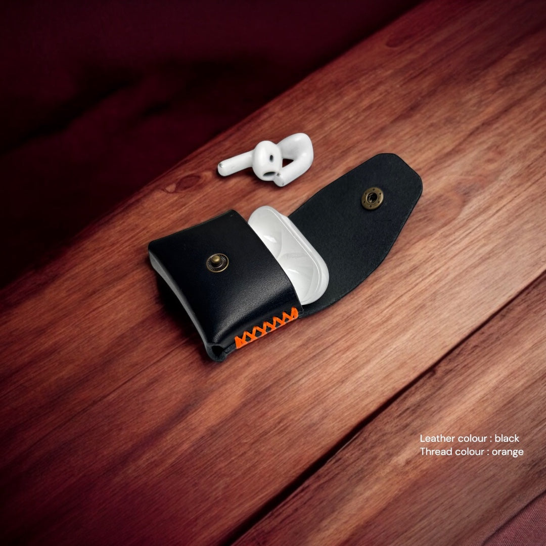 Handmade Italian Leather AirPods Case – Personalised Gift for Him & Her