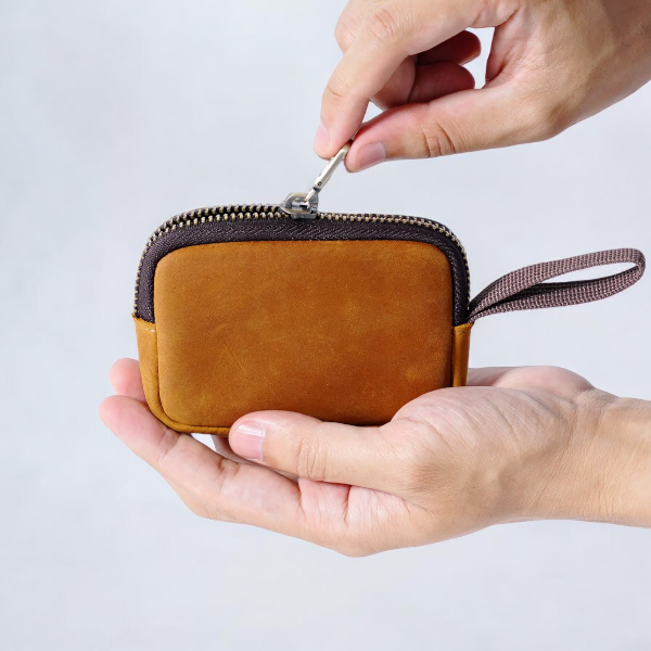 Zipped Pouch Card Holder