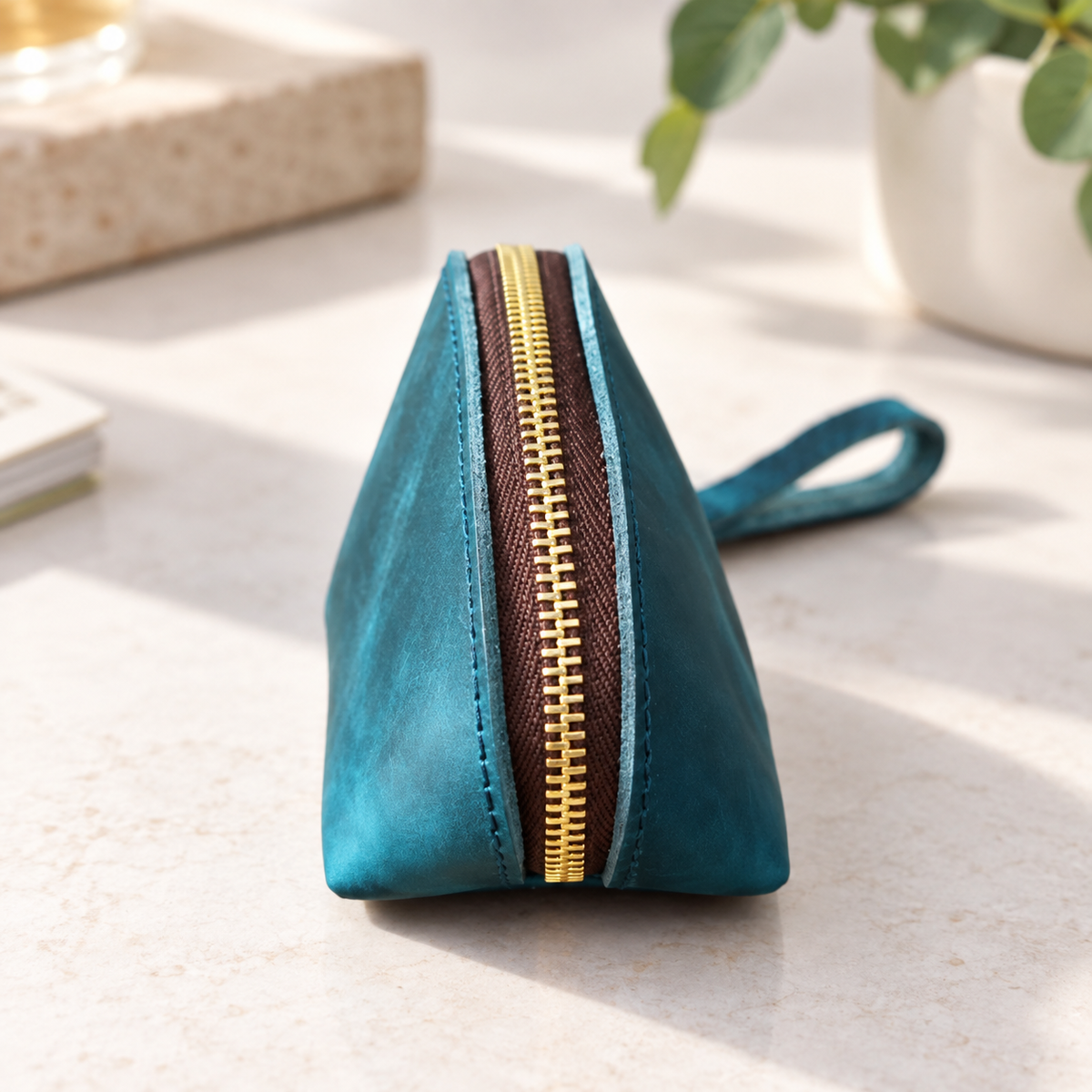 Personalised Crazy Horse Leather Coin Pouch – Handmade Zipper Wallet for Everyday Use