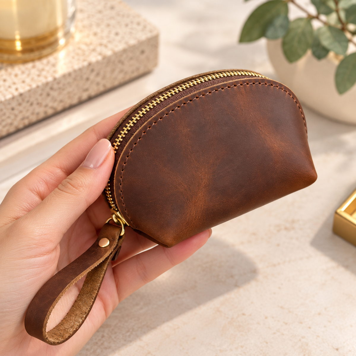 Personalised Crazy Horse Leather Coin Pouch – Handmade Zipper Wallet for Everyday Use
