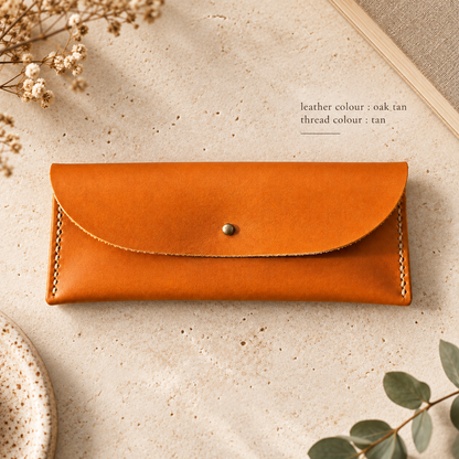 Hand Stitched Personalised Leather Reading Glasses Case – Gift for Mom